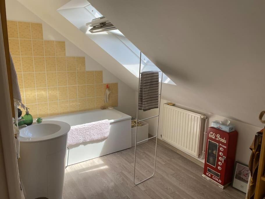 Hyper Centre Cherbourg, Superbe Duplex De 72 M2 外观 照片